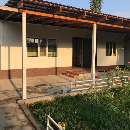 Guest House KAGAN Toktogul Extérieur photo