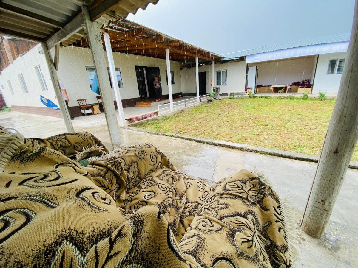 Guest House KAGAN Toktogul Extérieur photo