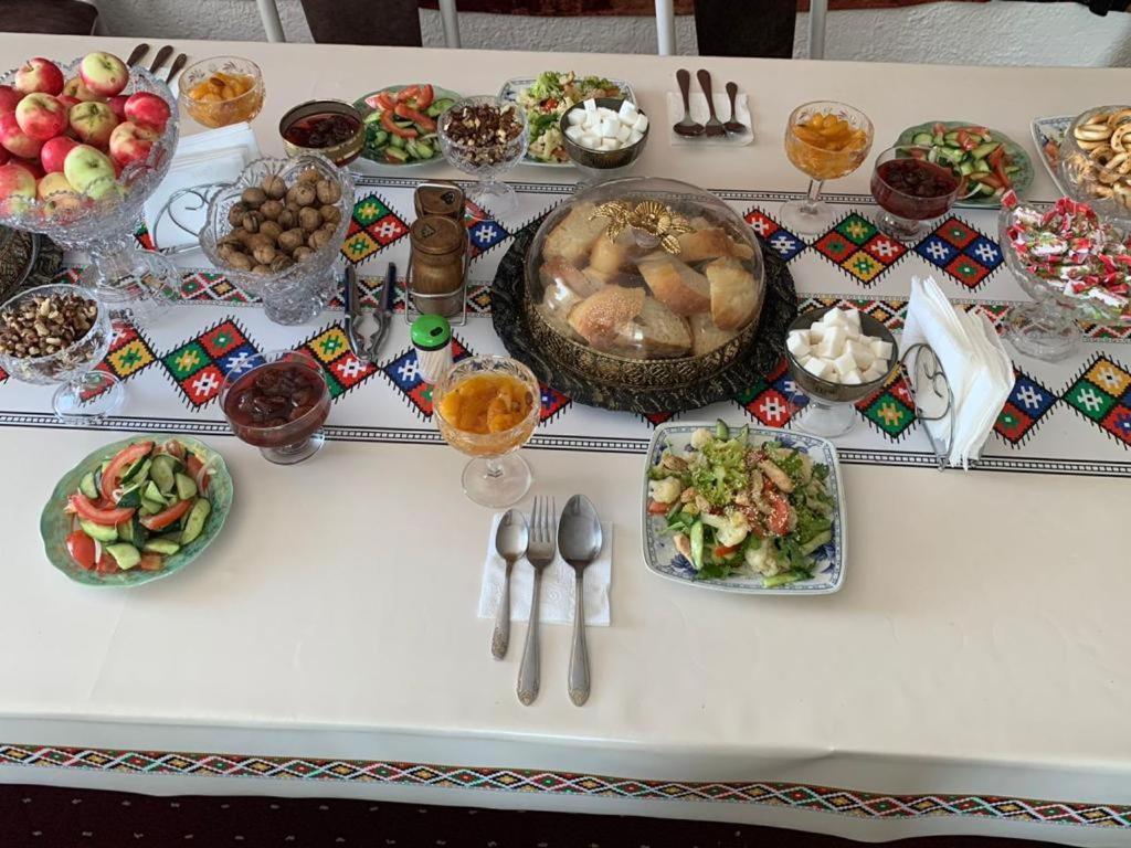 Guest House KAGAN Toktogul Extérieur photo