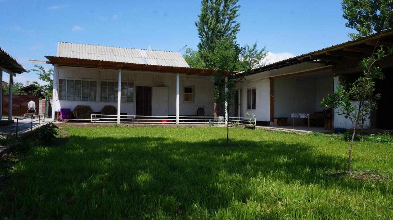 Guest House KAGAN Toktogul Extérieur photo